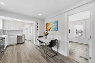 7 Cherry St, Southborough, MA 01745 - Photo 4