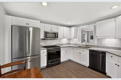 8 Elizabteh Circle #8, Mashpee, MA 02649 - Photo 10