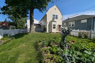 35 Francis St, Everett, MA 02149 - Photo 18