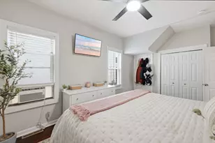 220 University Ave, Lowell, MA 01854 - Photo 14