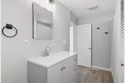 220 University Ave, Lowell, MA 01854 - Photo 18