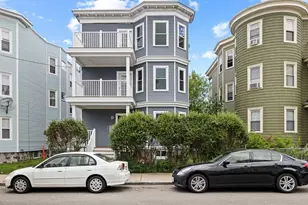 16 Leslie St, Boston, MA 02122 - Photo 18