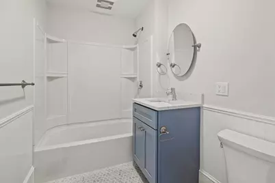 16 Leslie St #2, Boston, MA 02122 - Photo 8