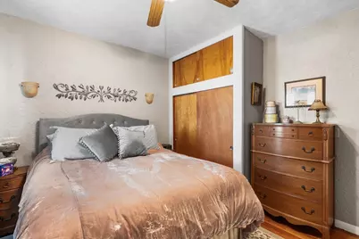 27 Peirce Ave, Everett, MA 02149 - Photo 8