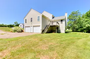 11 Hyland Ave, Leicester, MA 01524 - Photo 34
