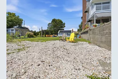 53 Osborne Street, New Bedford, MA 02740 - Photo 14
