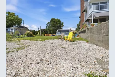 53 Osborne Street, New Bedford, MA 02740 - Photo 14