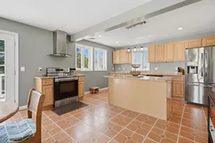 53 Osborne St, New Bedford, MA 02740 - Photo 20