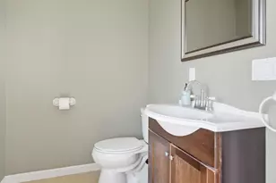 53 Osborne St, New Bedford, MA 02740 - Photo 24