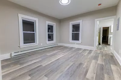 58 Laurel, Worcester, MA 01605 - Photo 8