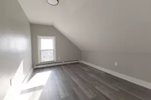 58 Laurel, Worcester, MA 01605 - Photo 14