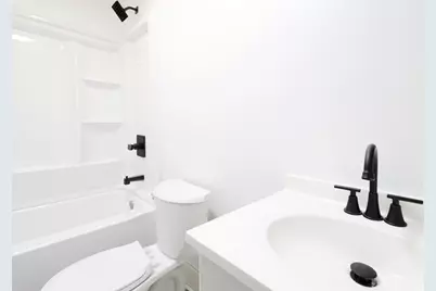 58 Laurel, Worcester, MA 01605 - Photo 6