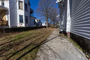 58 Laurel, Worcester, MA 01605 - Photo 2