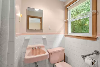 117 Albemarle Rd, Norwood, MA 02062 - Photo 26