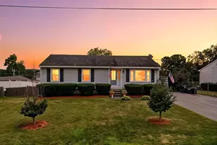 2 Overlook Ave, Haverhill, MA 01830 - Photo 2