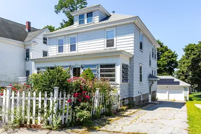 242 Beacon St, Lowell, MA 01850 - Photo 2