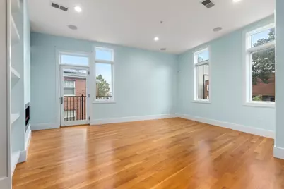 5 Mohawk St #2, Boston, MA 02127 - Photo 2