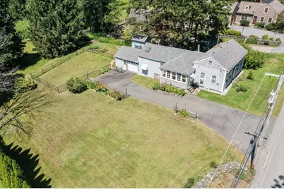 397 Pleasant St, Barre, MA 01005 - Photo 32