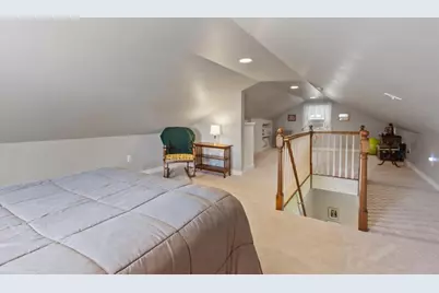 397 Pleasant St, Barre, MA 01005 - Photo 22