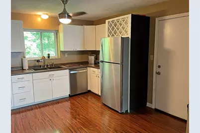 5455 N Main St #17E, Fall River, MA 02720 - Photo 6