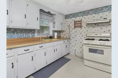 71 Farnum Road, Waltham, MA 02453 - Photo 6