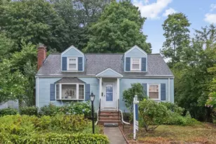 71 Farnum Rd, Waltham, MA 02453 - Photo 2