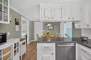 45 Ludlam St, Falmouth, MA 02540 - Photo 12