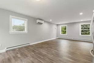 353 1/2 South St, Plainville, MA 02762 - Photo 4