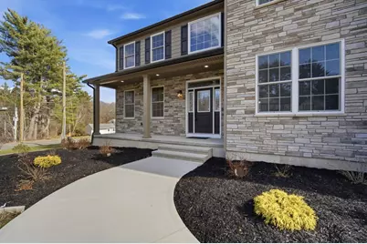 2 Scarlett Drive, East Longmeadow, MA 01028 - Photo 2