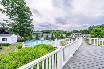 35 East Glen St, Westfield, MA 01085 - Photo 28
