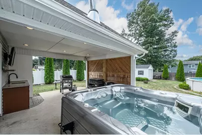 35 East Glen St, Westfield, MA 01085 - Photo 26