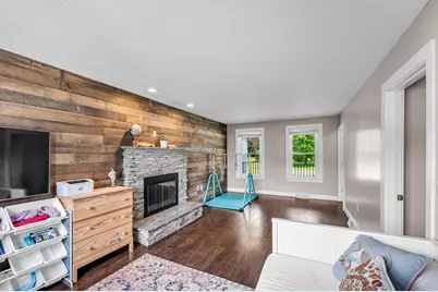 35 East Glen St, Westfield, MA 01085 - Photo 14