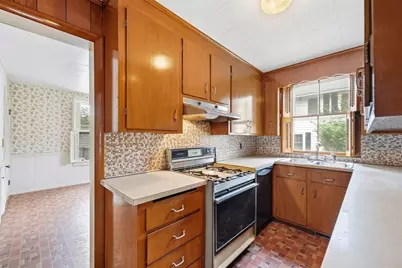 22 Quincy Street, Methuen, MA 01844 - Photo 16
