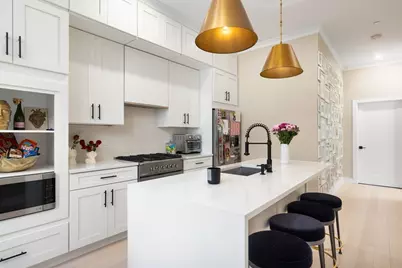 3 S Whitney Street #7, Boston, MA 02120 - Photo 6