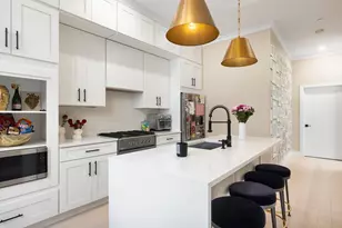3 S Whitney St, Boston, MA 02120 - Photo 6
