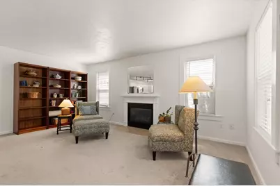 47 Lilac Cir, Marlborough, MA 01752 - Photo 8