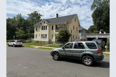 52-54 Westford Cir, Springfield, MA 01109 - Photo 2