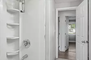 529 Howard St, Brockton, MA 02302 - Photo 20