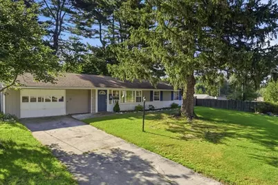 529 Howard St, Brockton, MA 02302 - Photo 4