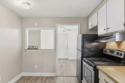 529 Howard St, Brockton, MA 02302 - Photo 10