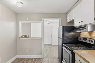 529 Howard St, Brockton, MA 02302 - Photo 10