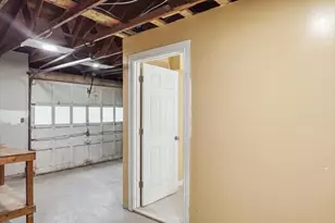 529 Howard St, Brockton, MA 02302 - Photo 18