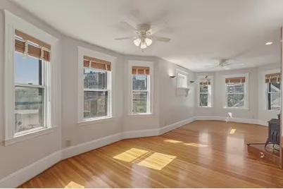 45-47 Chestnut St #3, Cambridge, MA 02139 - Photo 2