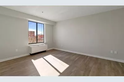 38 Thomas St #309, Westfield, MA 01085 - Photo 6