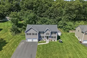 176 Southold Rd, Auburn, MA 01501 - Photo 34
