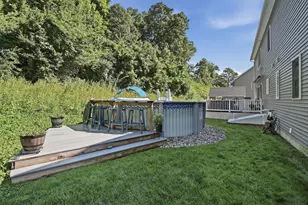 176 Southold Rd, Auburn, MA 01501 - Photo 32