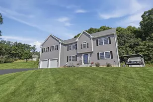 176 Southold Rd, Auburn, MA 01501 - Photo 2