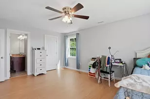 176 Southold Rd, Auburn, MA 01501 - Photo 22