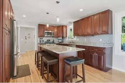 176 Southold Road, Auburn, MA 01501 - Photo 4
