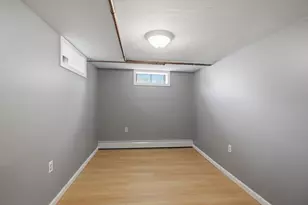 16 Providence St, Fitchburg, MA 01420 - Photo 22